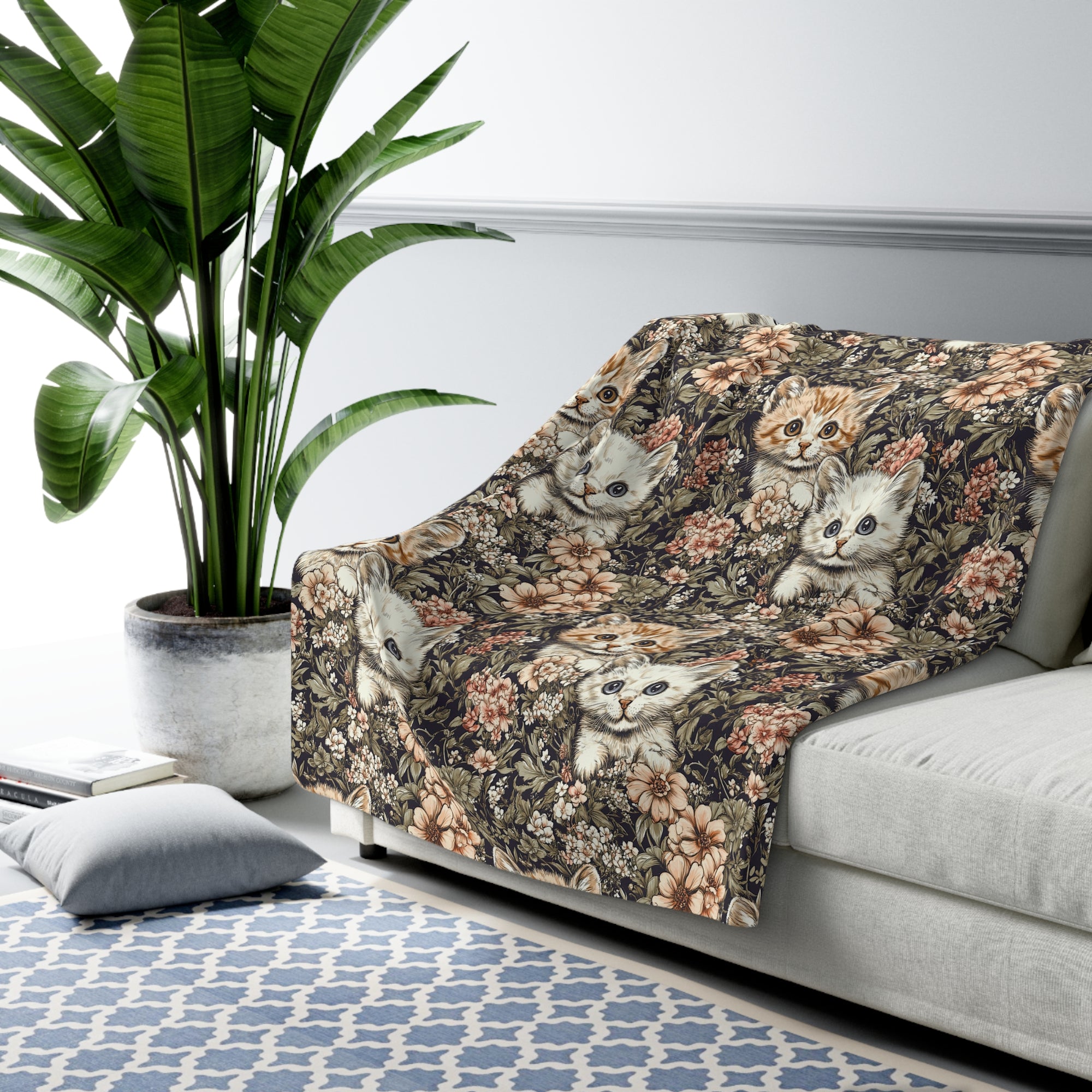 Sherpa Blanket - Peach and White Kittens in Dark Floral Garden, Vintage Style, Sweet and Charming Scene